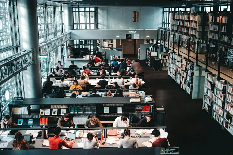 Photo starting a business in college research-based tips