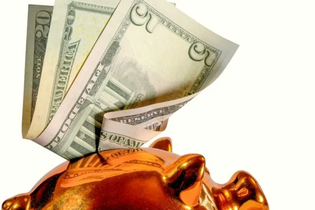 Photo saving and investing for young adults